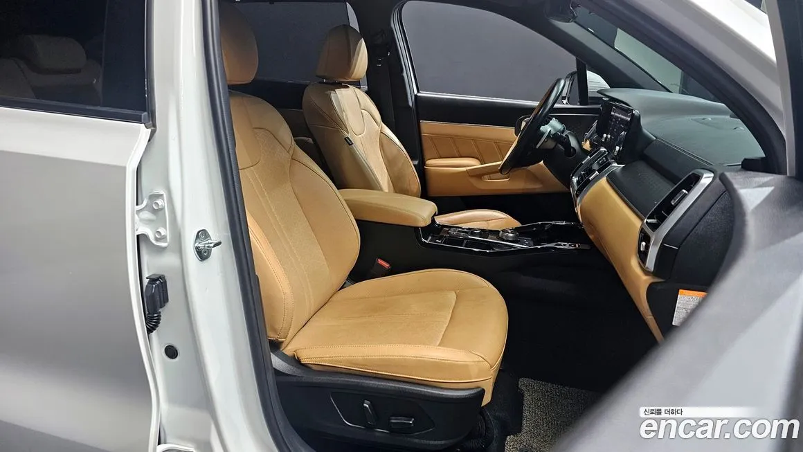Kia Sorento — фото 6