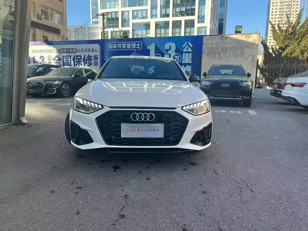 Audi A4L 2022 из CN, фото 7