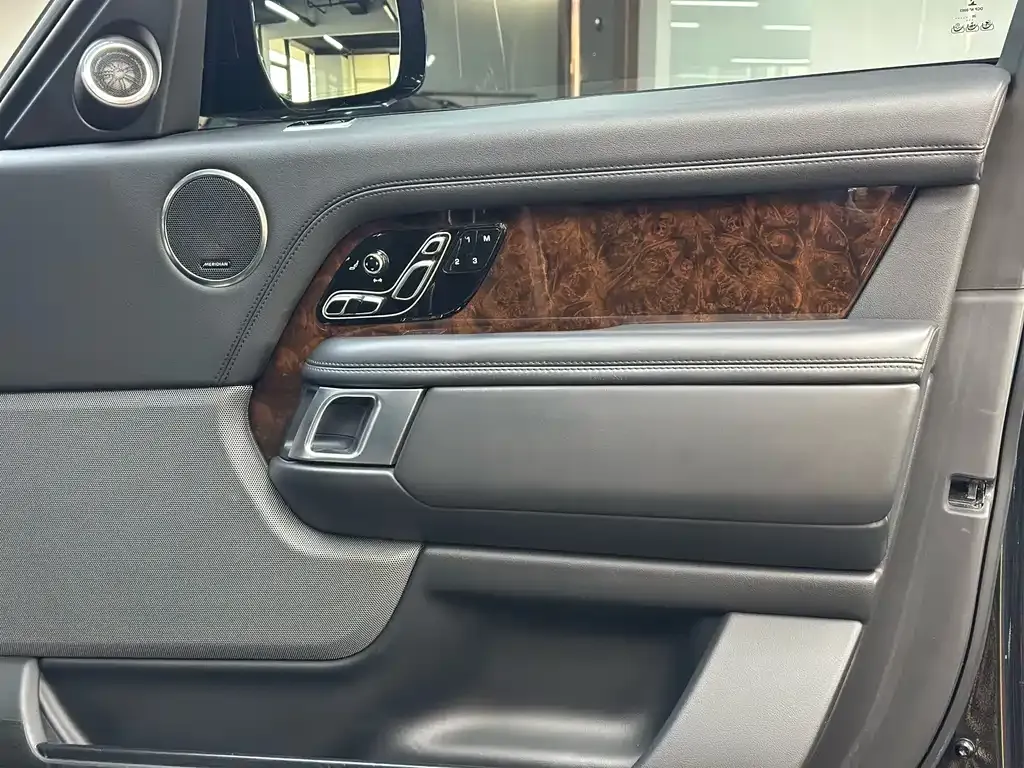 Land Rover Range Rover 2021 из CN, фото 9