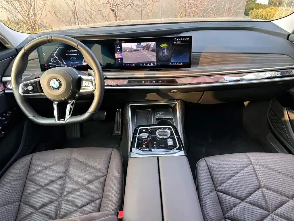 BMW 7 Series 2026 из CN, фото 9
