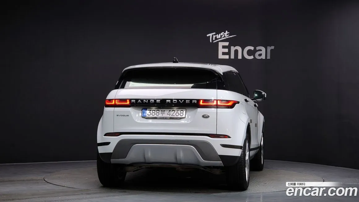 Land Rover Range Rover Evoque 2021 из KR, фото 3
