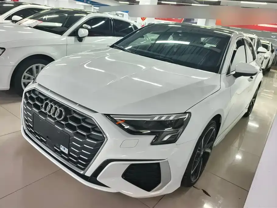 Audi A3 2022 из CN, фото 1