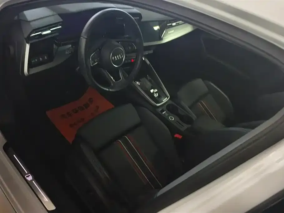 Audi A3 2022 из CN, фото 2