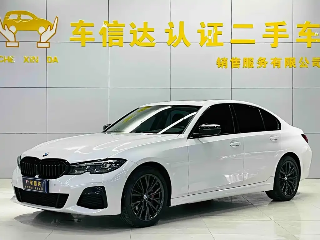 BMW 3 Series 2022 из CN, фото 1