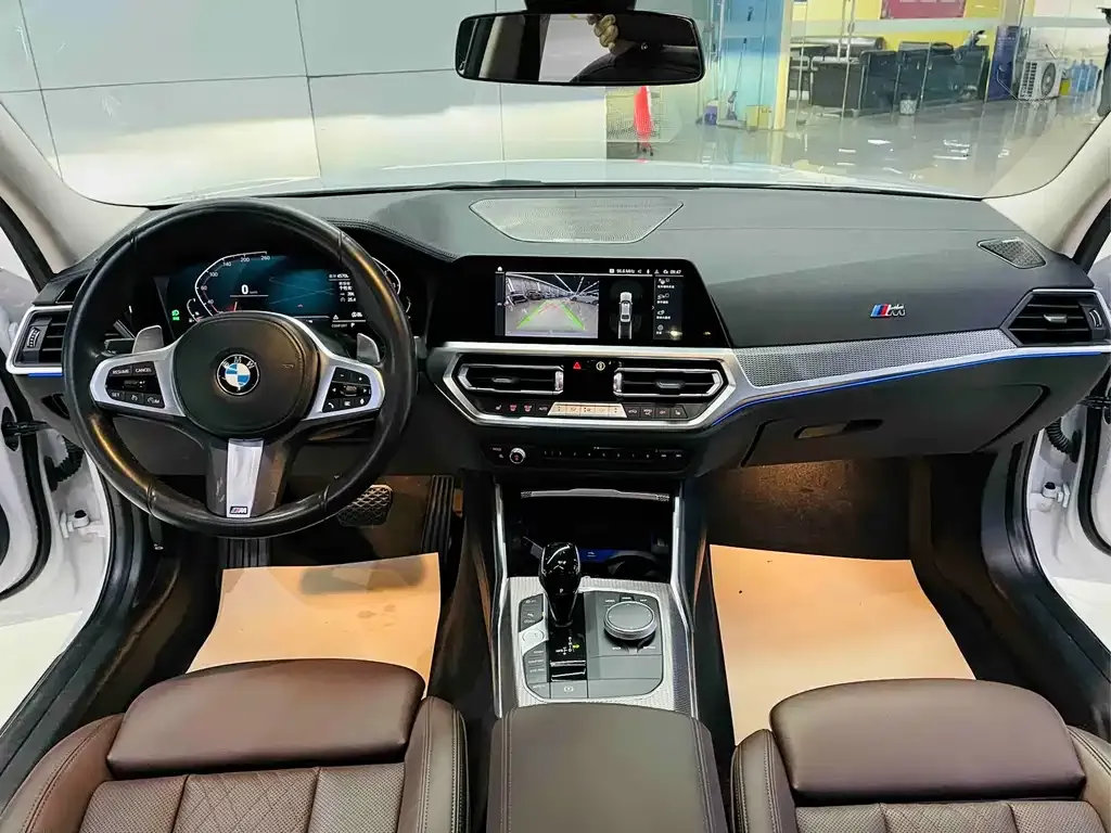 BMW 3 Series 2022 из CN, фото 6