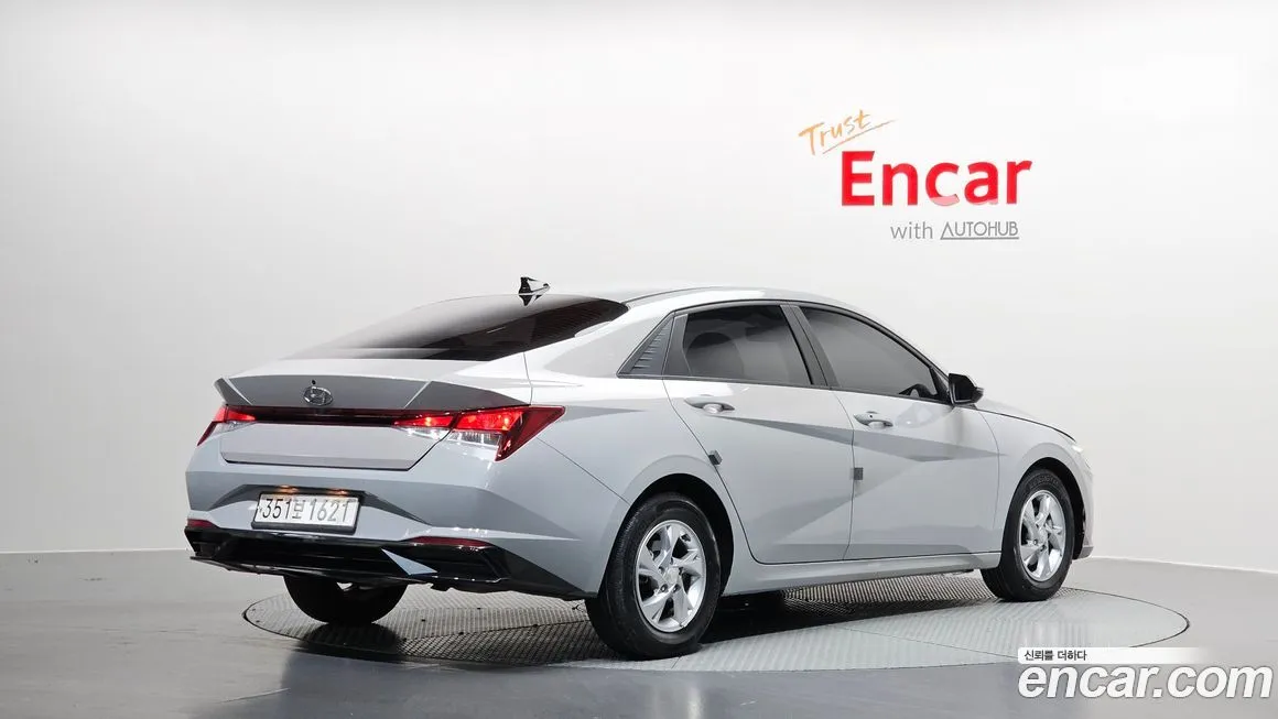 Hyundai AVANTE 2021 из KR, фото 3