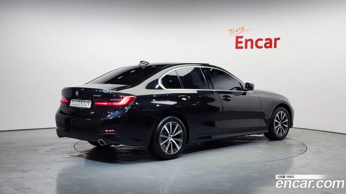BMW 3-Series 2022 из KR, фото 3