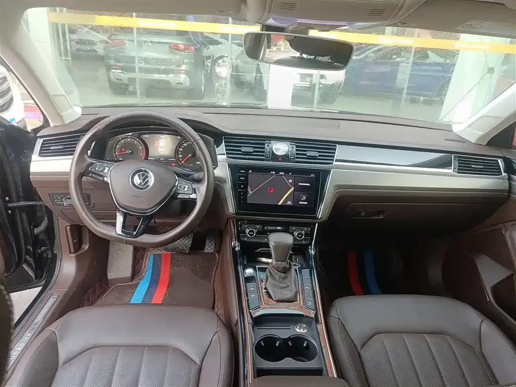 Volkswagen Phideon 2022 из CN, фото 10