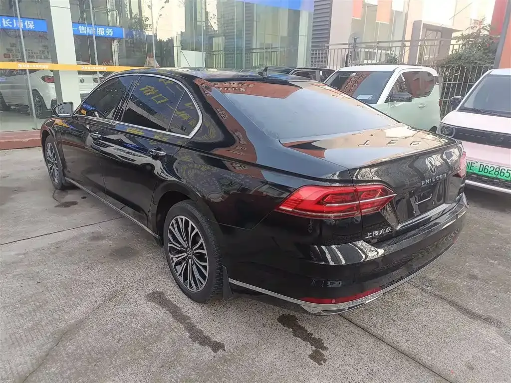 Volkswagen Phideon 2022 из CN, фото 7