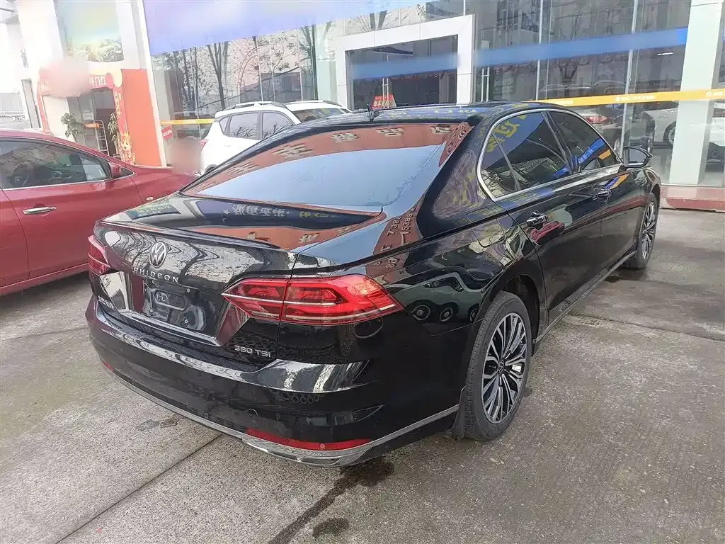 Volkswagen Phideon 2022 из CN, фото 3