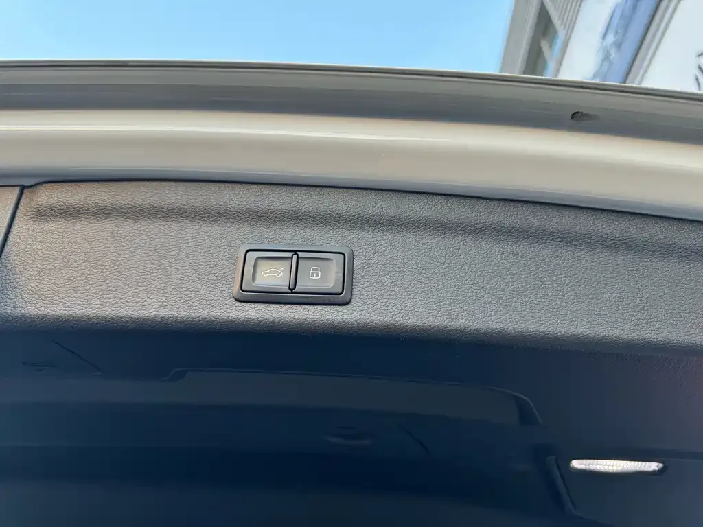 Audi Q3 2023 из CN, фото 10