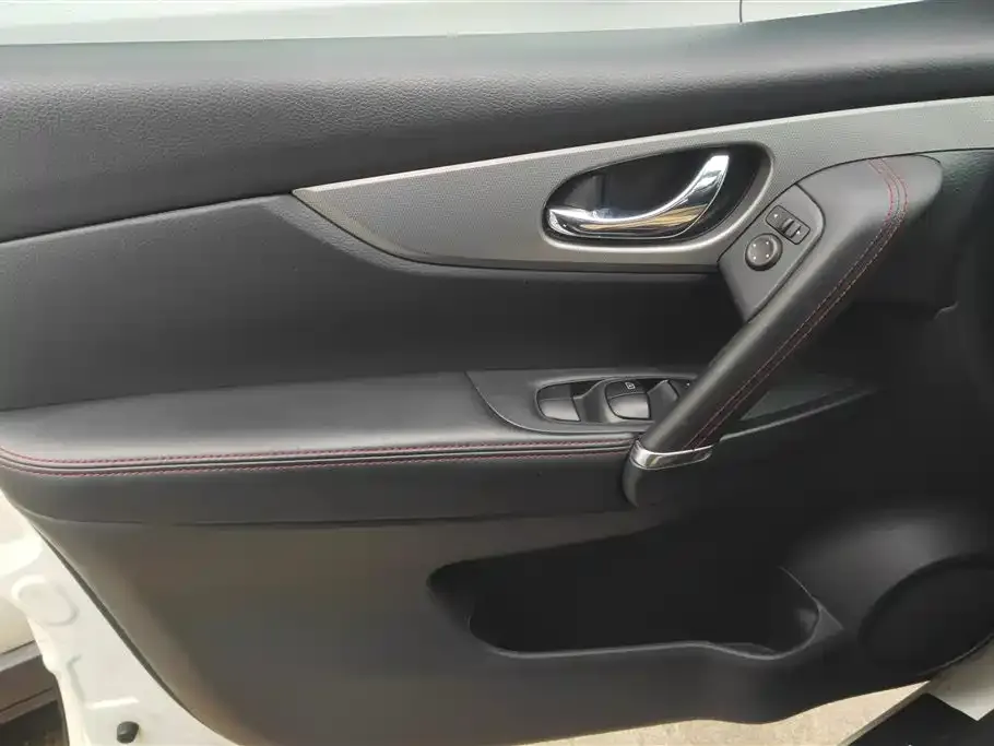 Nissan Qashqai 2021 из CN, фото 3