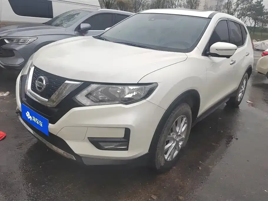 Nissan X-Trail 2023 из CN, фото 1