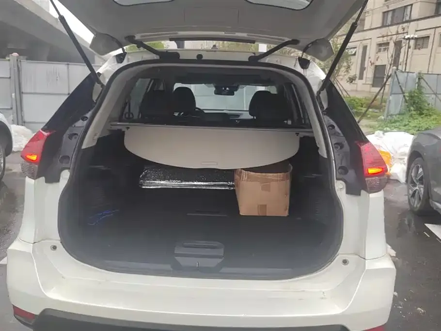 Nissan X-Trail 2023 из CN, фото 9