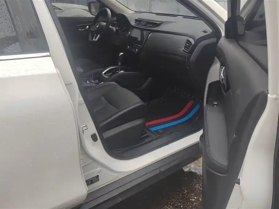 Nissan X-Trail 2023 из CN, фото 5
