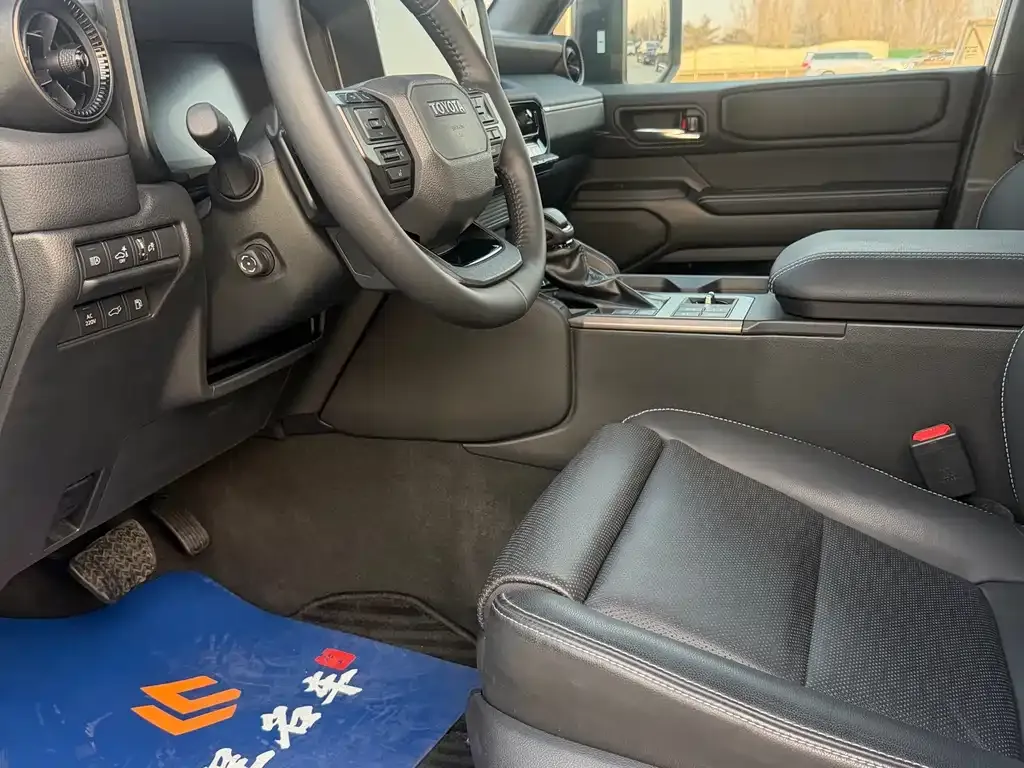 Toyota Prado 2026 из CN, фото 10