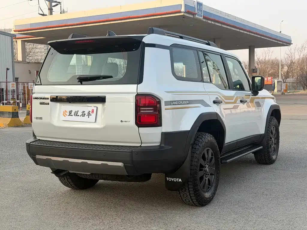 Toyota Prado 2026 из CN, фото 8