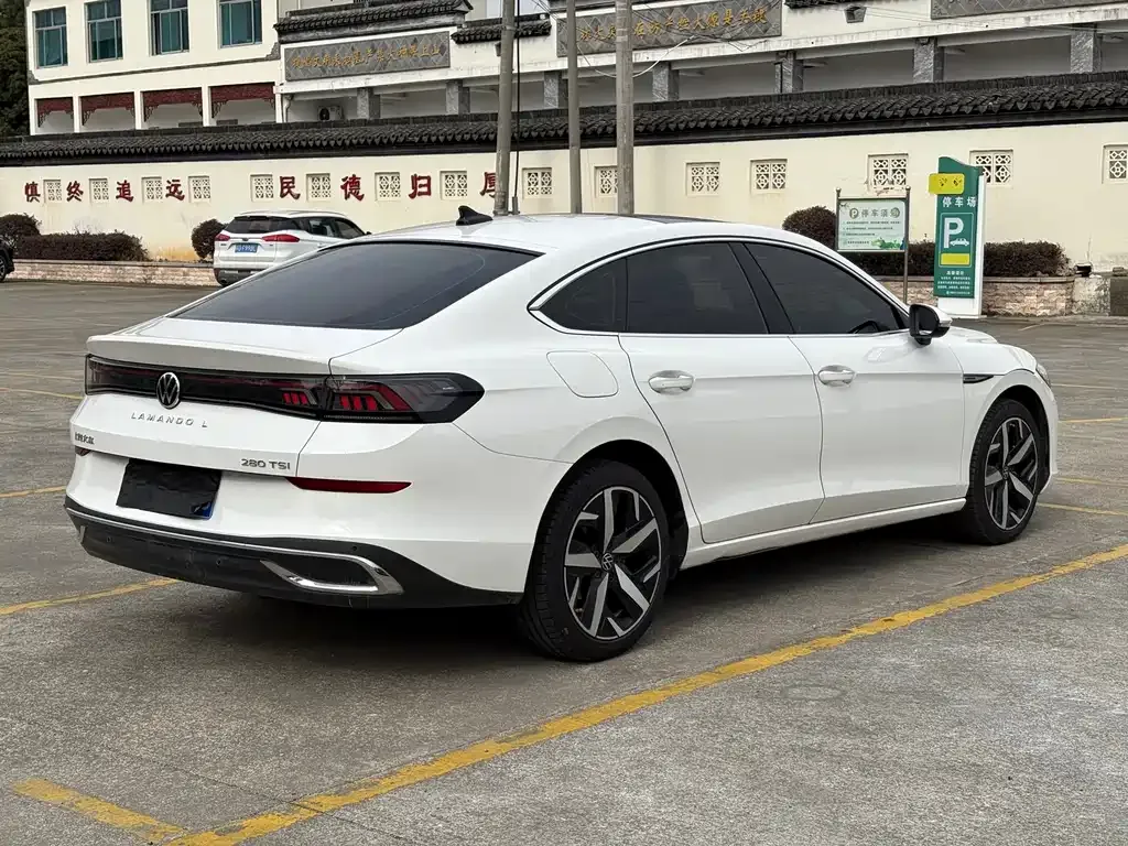 Volkswagen Lamando 2023 из CN, фото 9