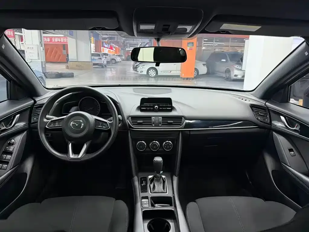 Mazda CX-4 2023 из CN, фото 4