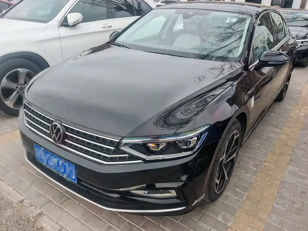 Volkswagen Magotan 2023 из CN, фото 1