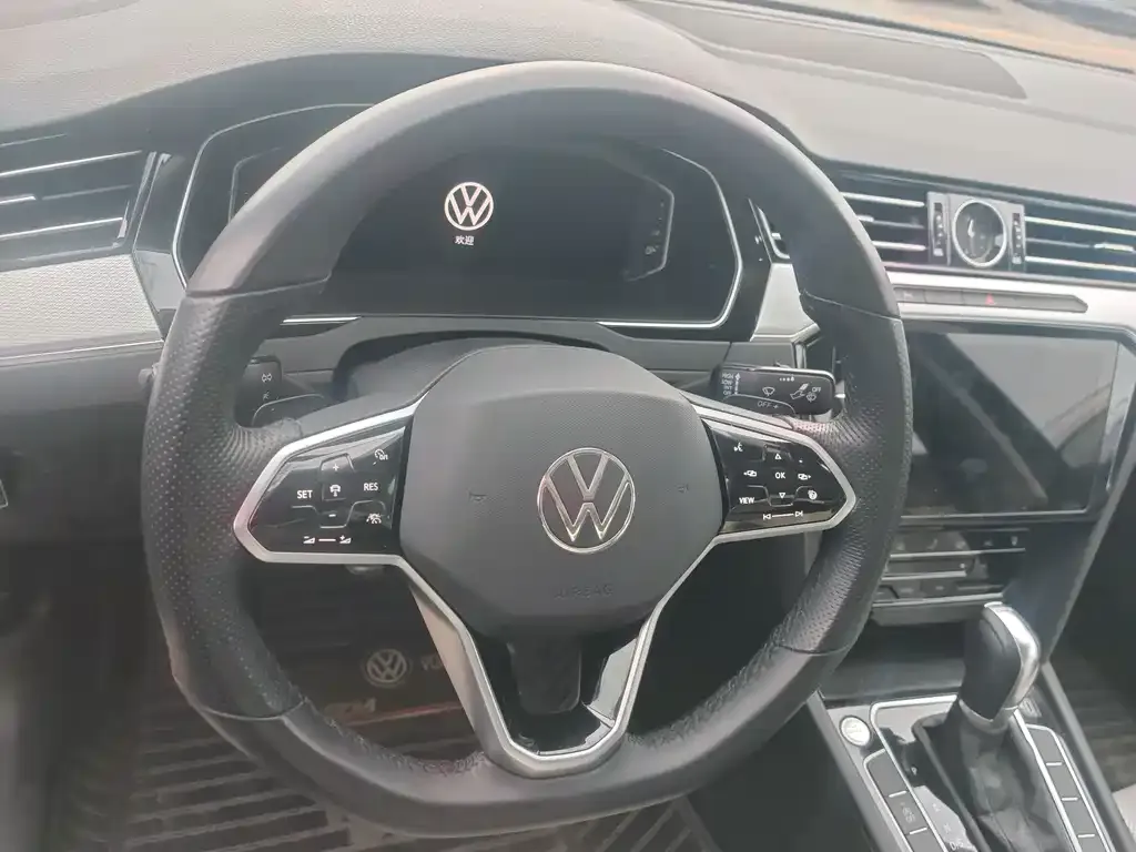 Volkswagen Magotan 2023 из CN, фото 2
