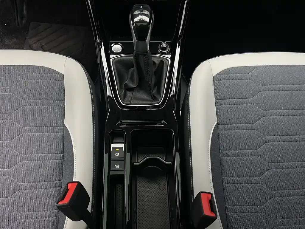 Volkswagen Tharu 2025 из CN, фото 10