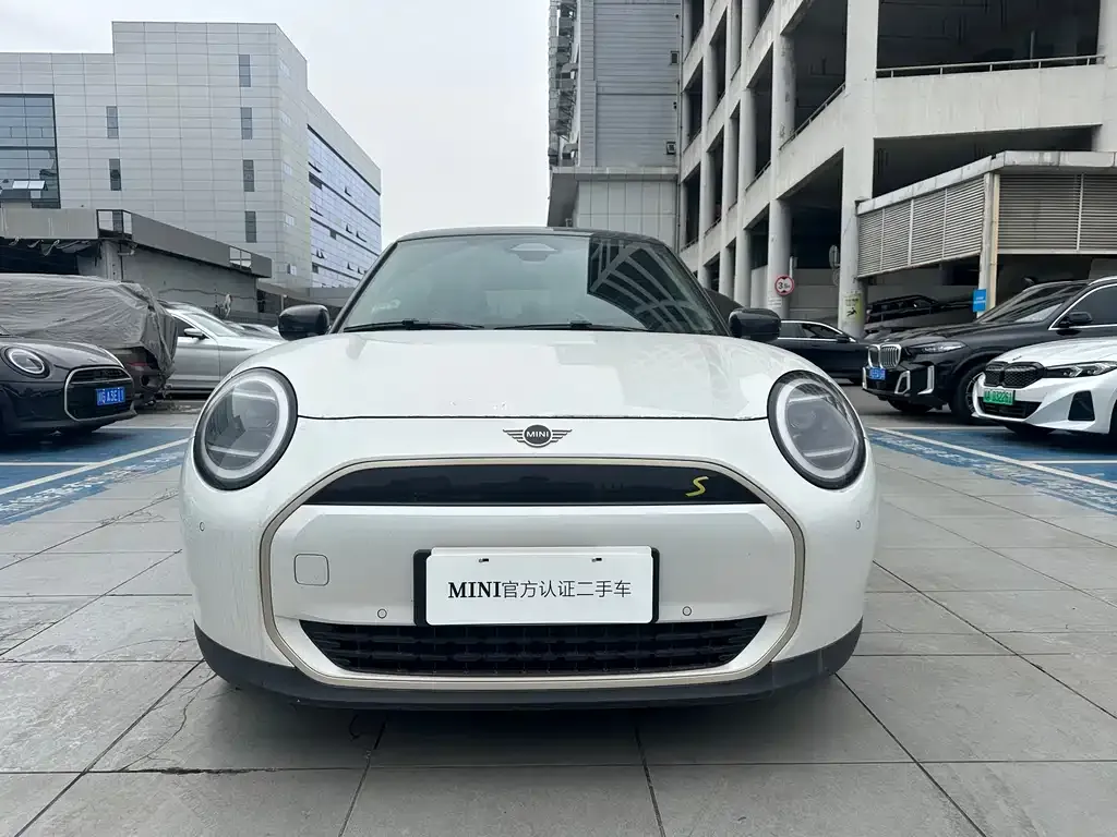 MINI Cooper EV — фото 10