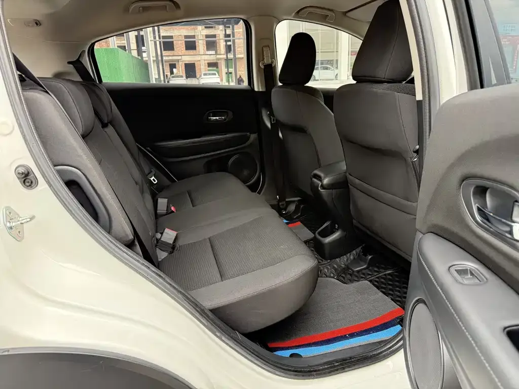 Honda Vezel 2021 из CN, фото 2