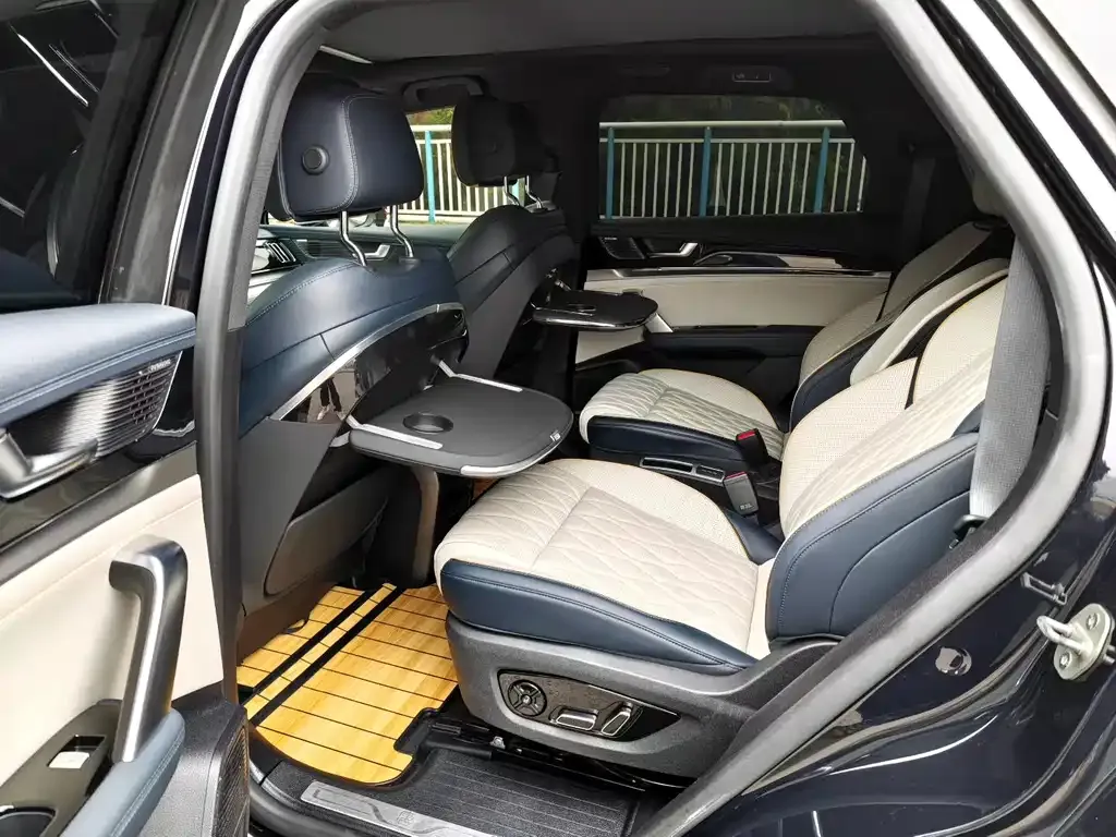 BYD Tang New Energy 2022 из CN, фото 8