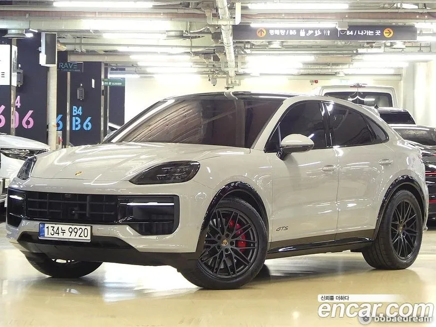 Porsche Cayenne 2025 из KR, фото 1