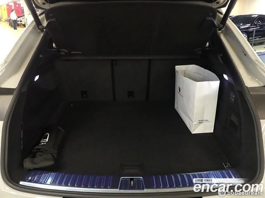 Porsche Cayenne 2025 из KR, фото 4