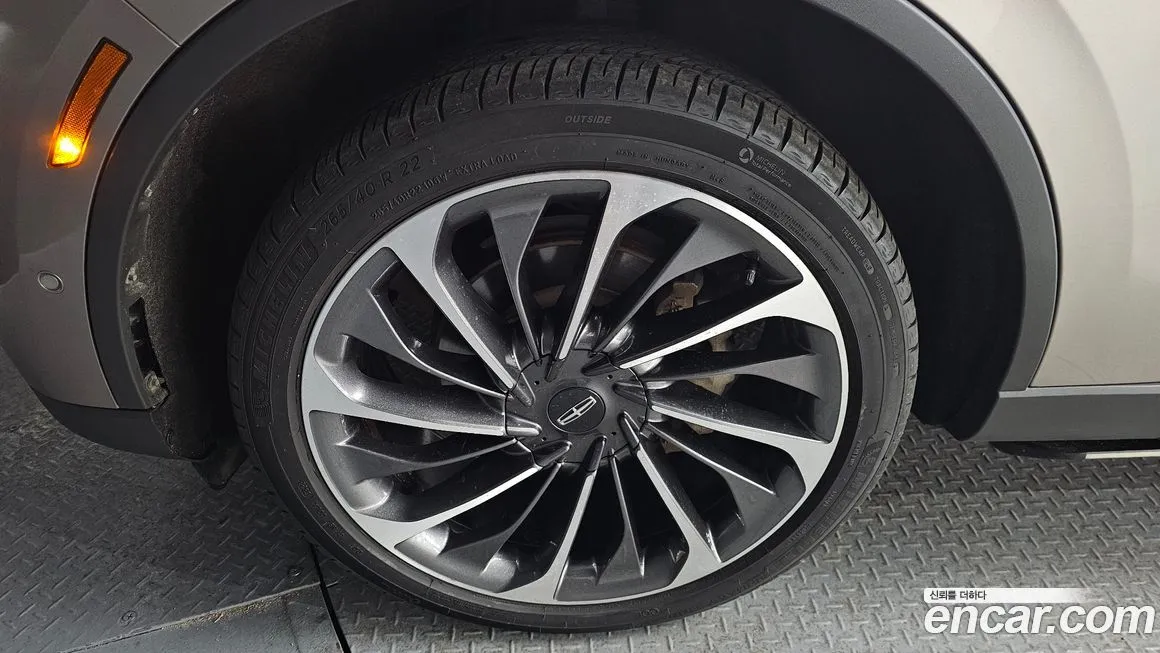 Lincoln Aviator 2021 из KR, фото 2
