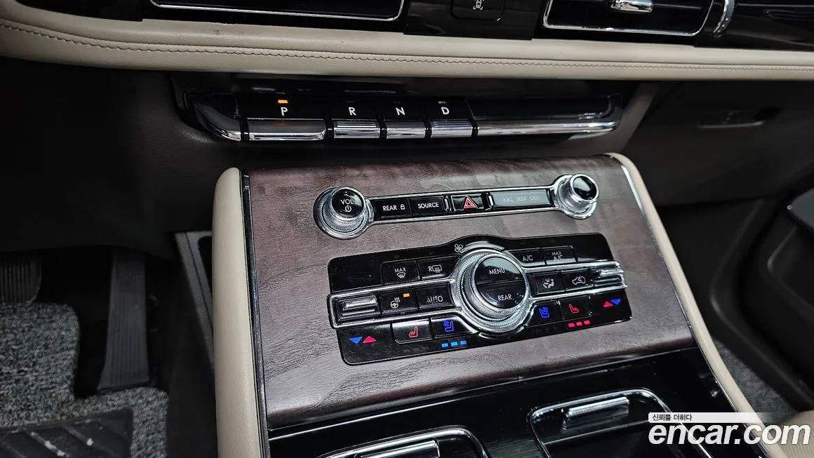 Lincoln Aviator 2021 из KR, фото 9