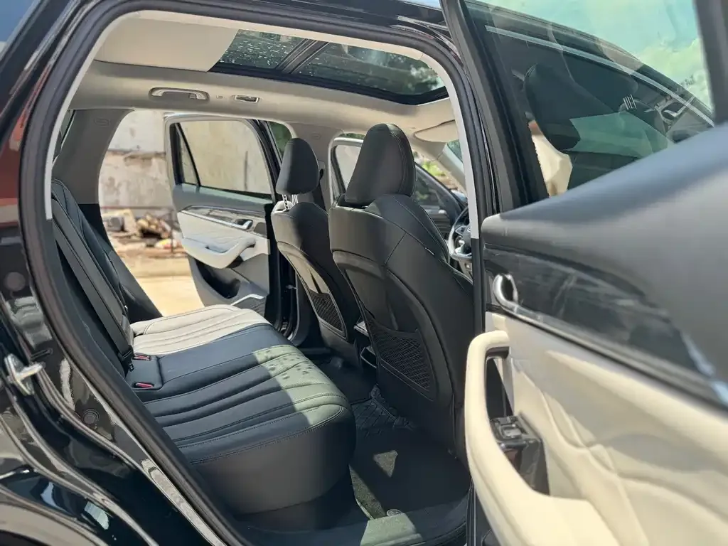 Geely Xingyue L 2023 из CN, фото 10