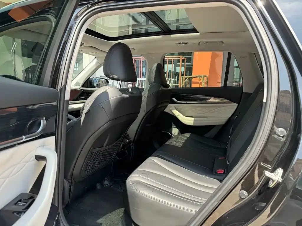 Geely Xingyue L 2023 из CN, фото 4