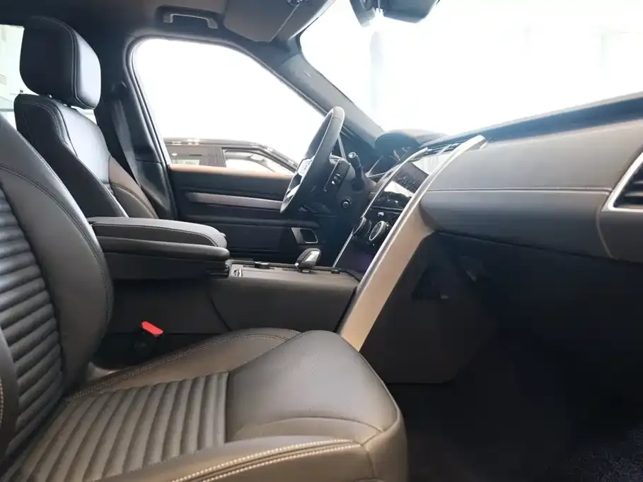 Land Rover Discovery 2026 из CN, фото 10