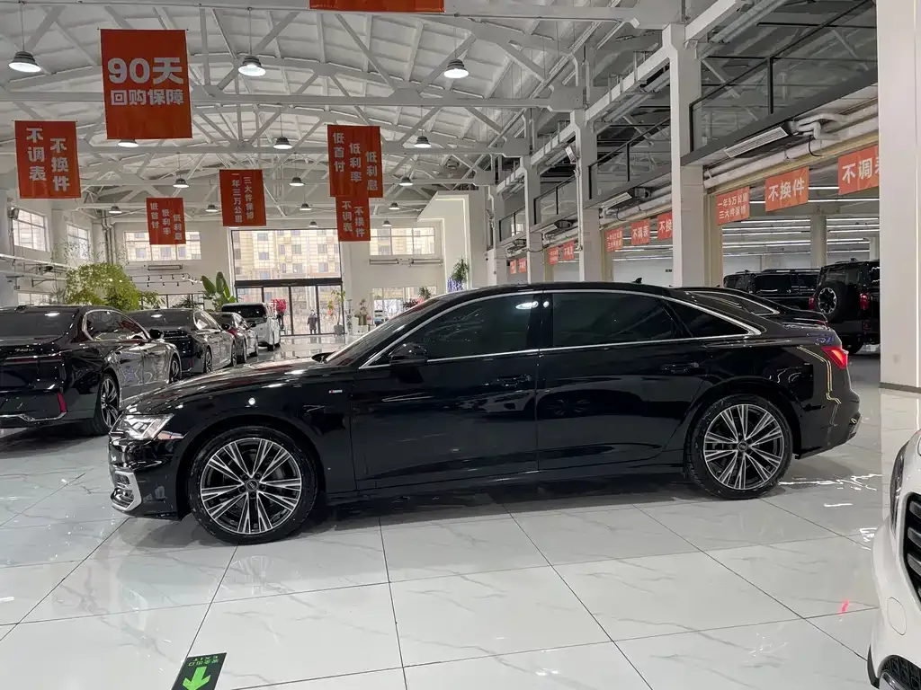 Audi A6L 2023 из CN, фото 3