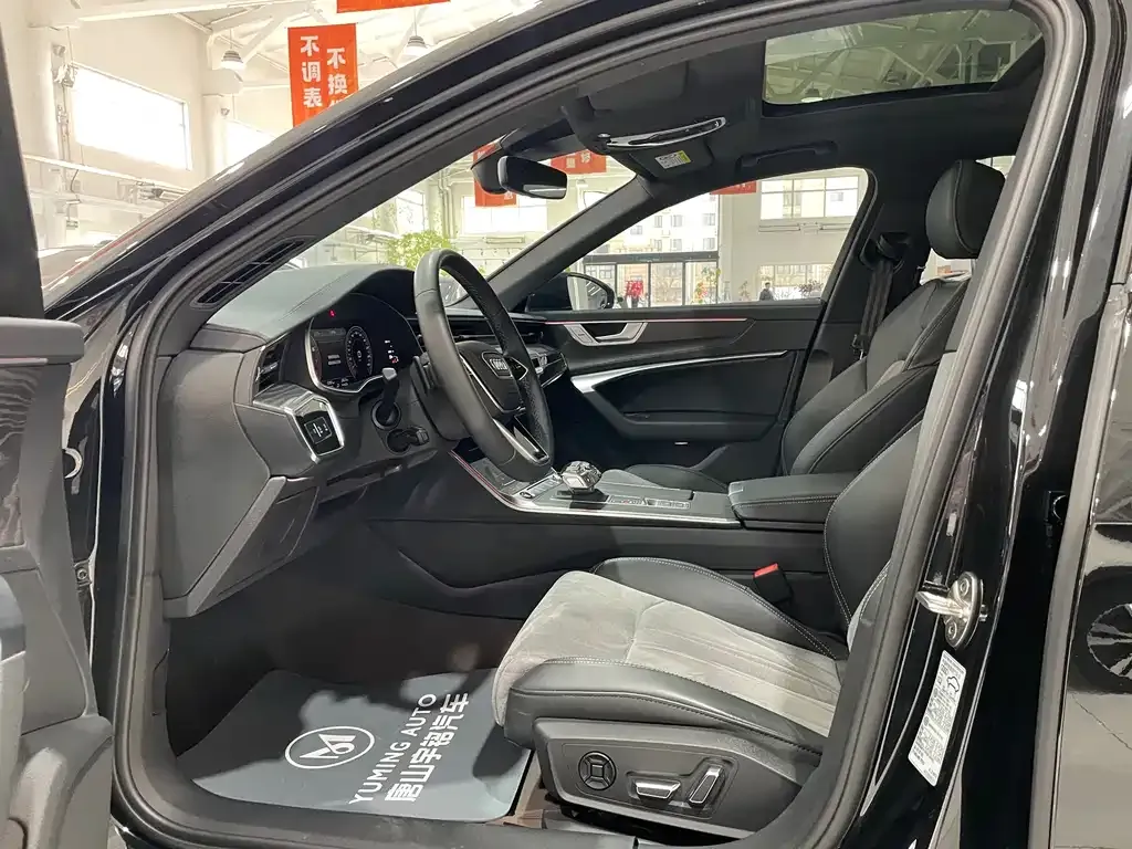 Audi A6L 2023 из CN, фото 8
