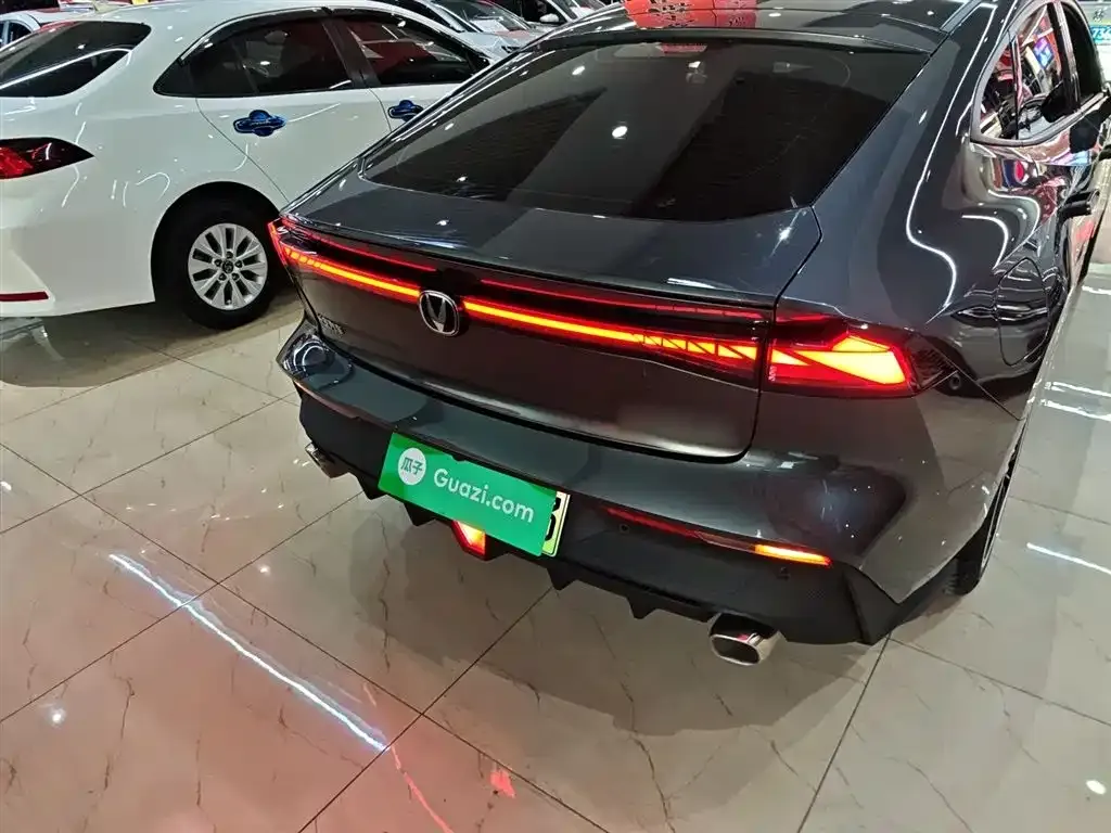 Changan UNI-V iDD 2023 из CN, фото 3