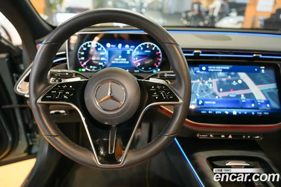Mercedes-Benz E-Class — фото 10