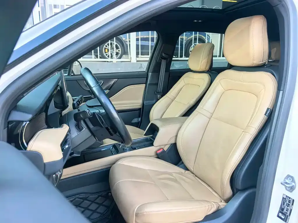 Lincoln Corsair 2023 из CN, фото 8