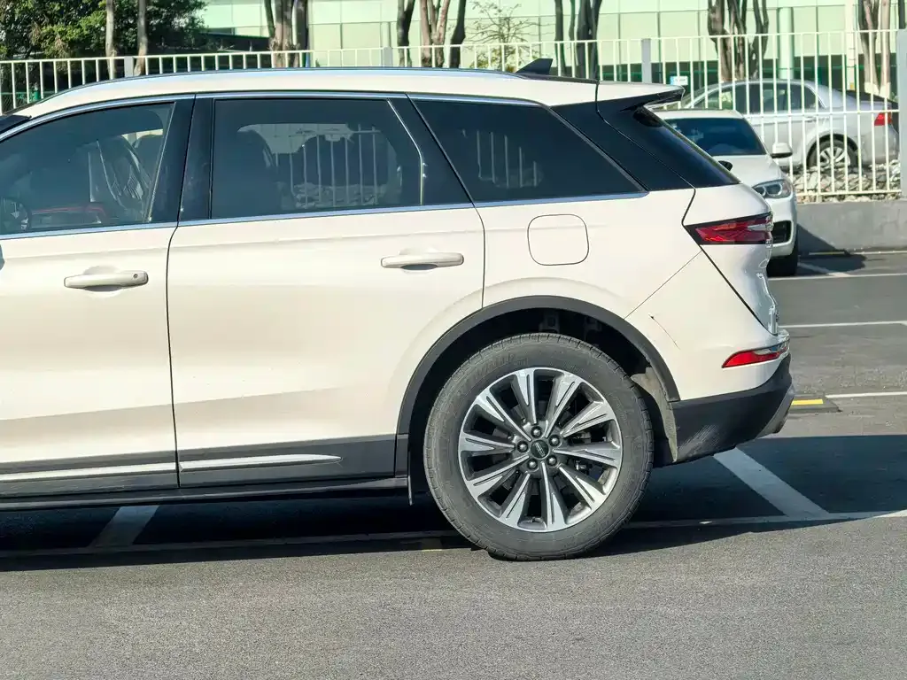 Lincoln Corsair 2023 из CN, фото 6