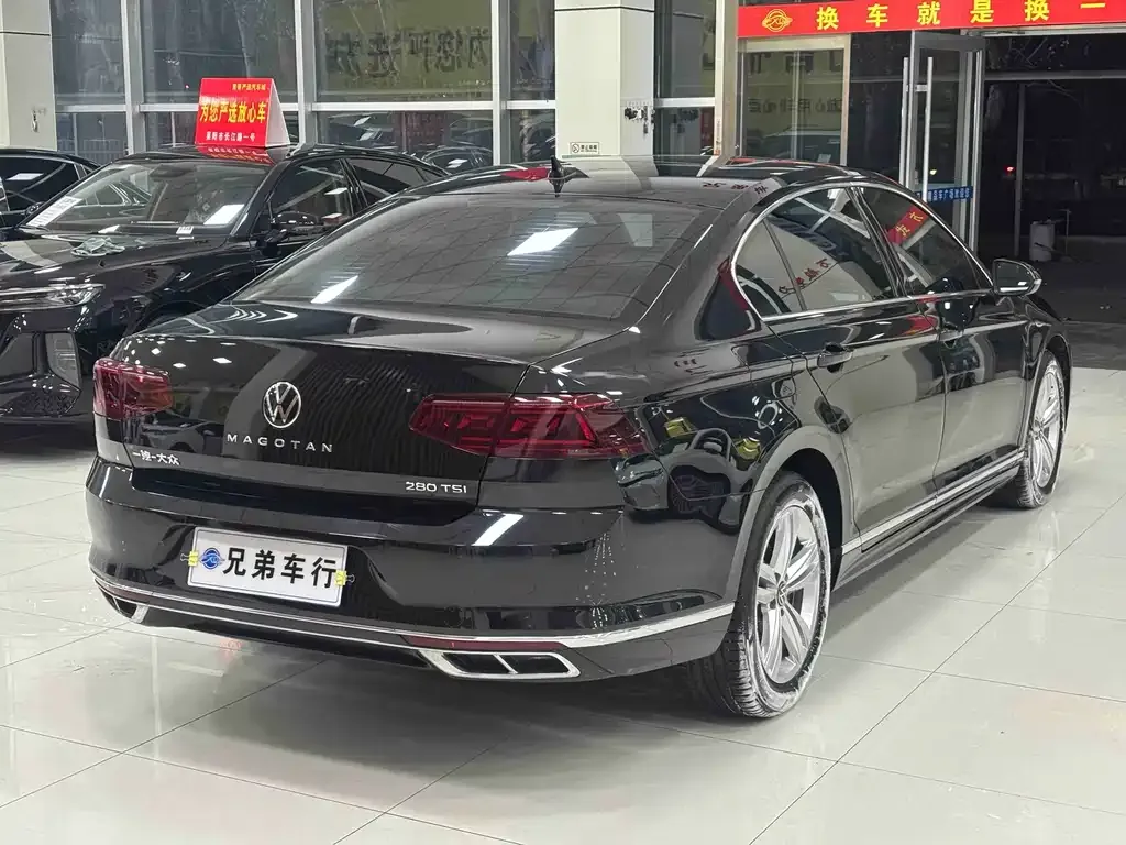 Volkswagen Magotan 2023 из CN, фото 10