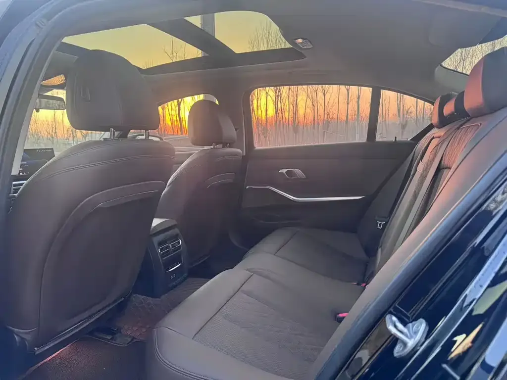 BMW i3 2024 из CN, фото 5