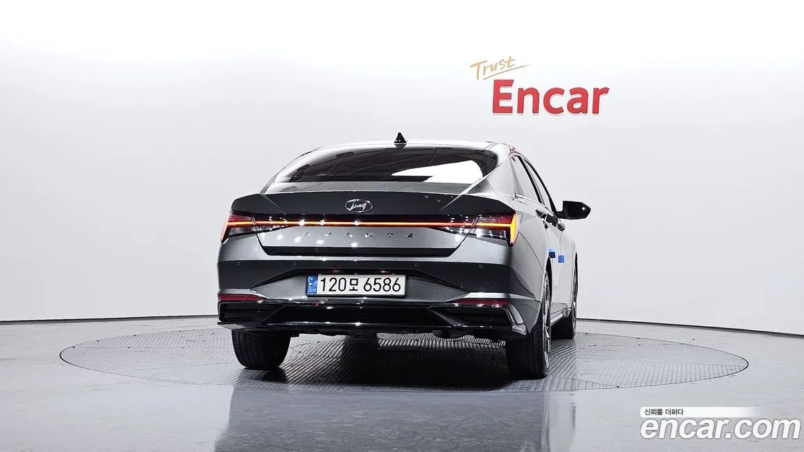 Hyundai AVANTE 2021 из KR, фото 3