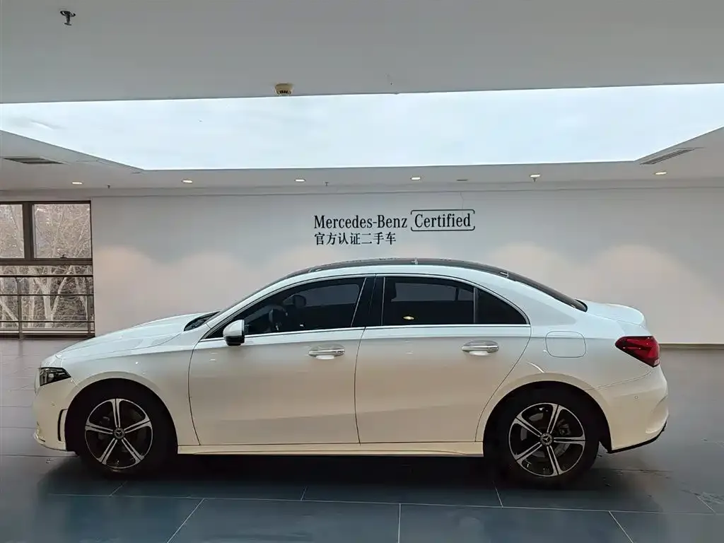 Mercedes-Benz A-Class — фото 10
