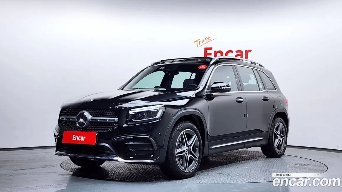 Mercedes-Benz GLB-Class — фото 1