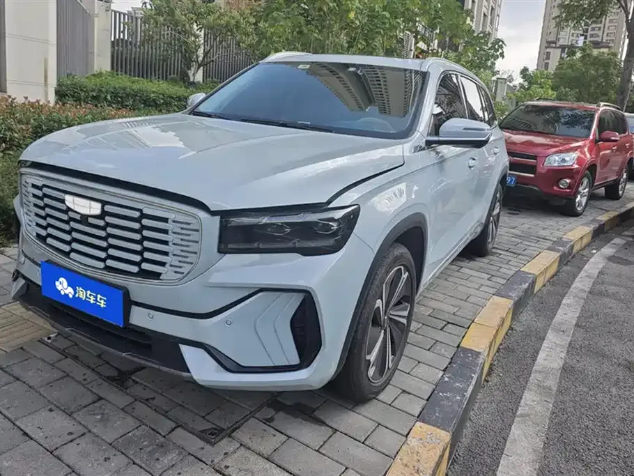 Geely Xingyue L — фото 1