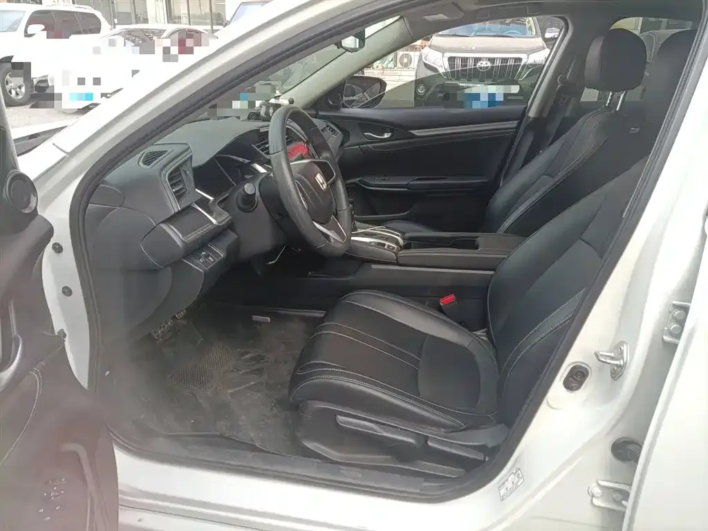 Honda Civic — фото 7