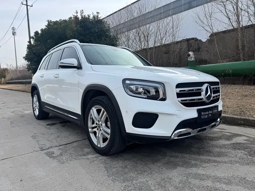 Mercedes-Benz GLB — фото 9